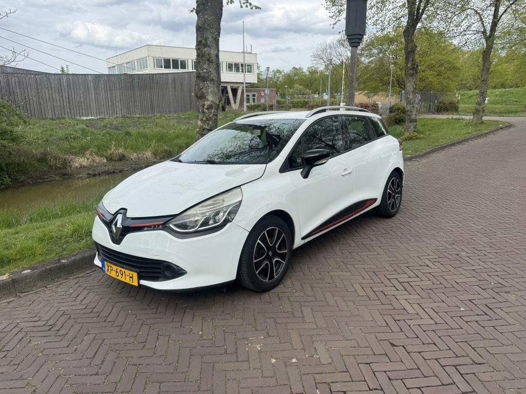 Renault Clio Estate 0.9 TCe Night&Day (bj 2014), Stof, Zwart, Wit, Handgeschakeld