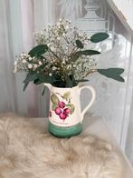 Sarah’s Garden wedgwood melk kannetje puntgaaf, Ophalen, Zo goed als nieuw, Porselein, Kop en/of schotel