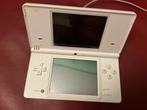 Nintendo DSi Wit met game - Inclusief oplader, Spelcomputers en Games, Spelcomputers | Nintendo DS, Wit, Dsi, Ophalen of Verzenden