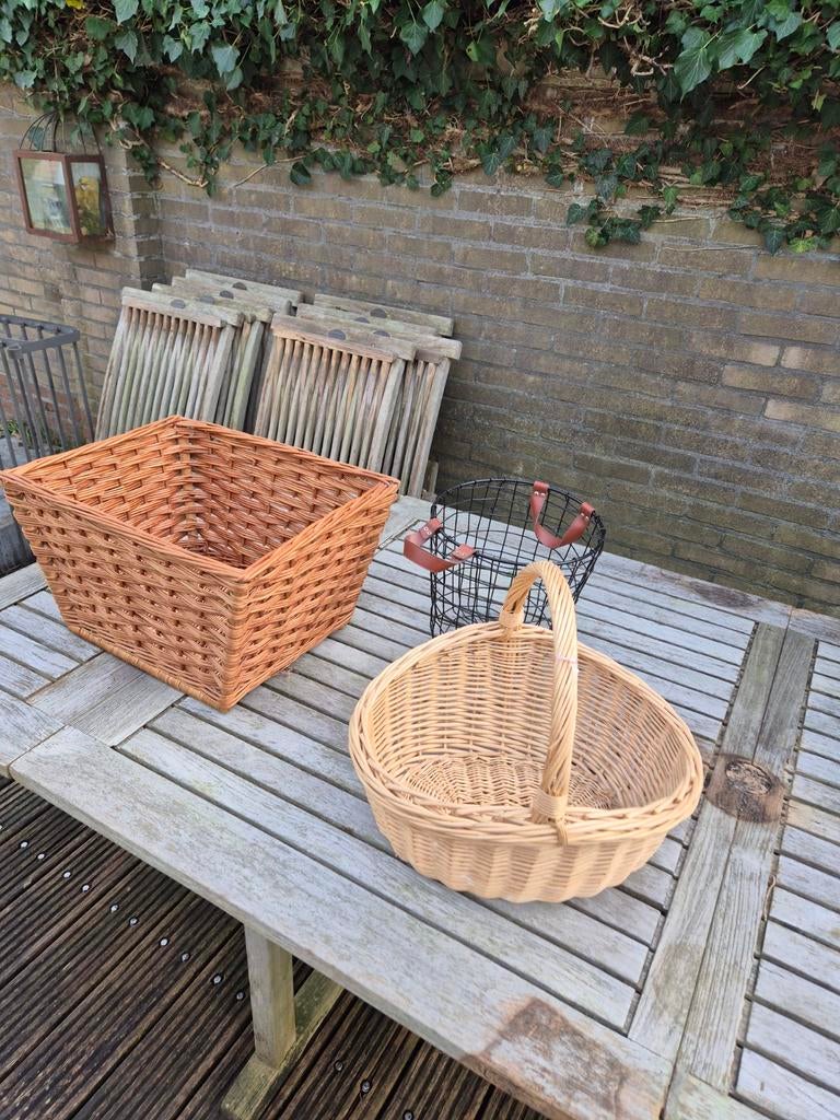 3 stuks manden, Ophalen of Verzenden