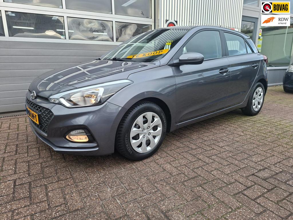 Hyundai I20 1.2 LP i-Drive Cool Airco Mislampen Nieuwstaat, Gebruikt, Euro 6, 4 cilinders, Bedrijf