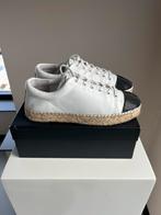 Nieuw! Kendall + Kylie espadrilles gympen wit leer zwart 38, Wit, Nieuw, Ophalen of Verzenden, Espadrilles of Moccasins
