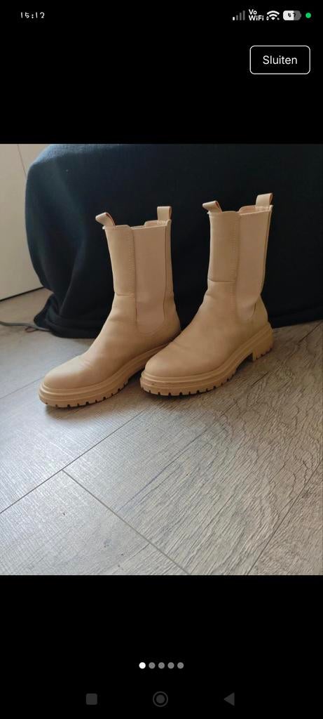 Mooie beige laarzen, Kleding | Dames, Schoenen, Beige, Lage of Enkellaarzen, Ophalen of Verzenden, Zo goed als nieuw