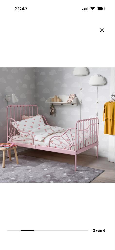 IKEA Meegroeibed (roze) met matras en lattenbodem, Ophalen, 70 tot 85 cm, Zo goed als nieuw, Lattenbodem
