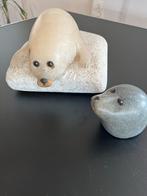 Marmeren beeld van zeehond moeder en jong, Ophalen