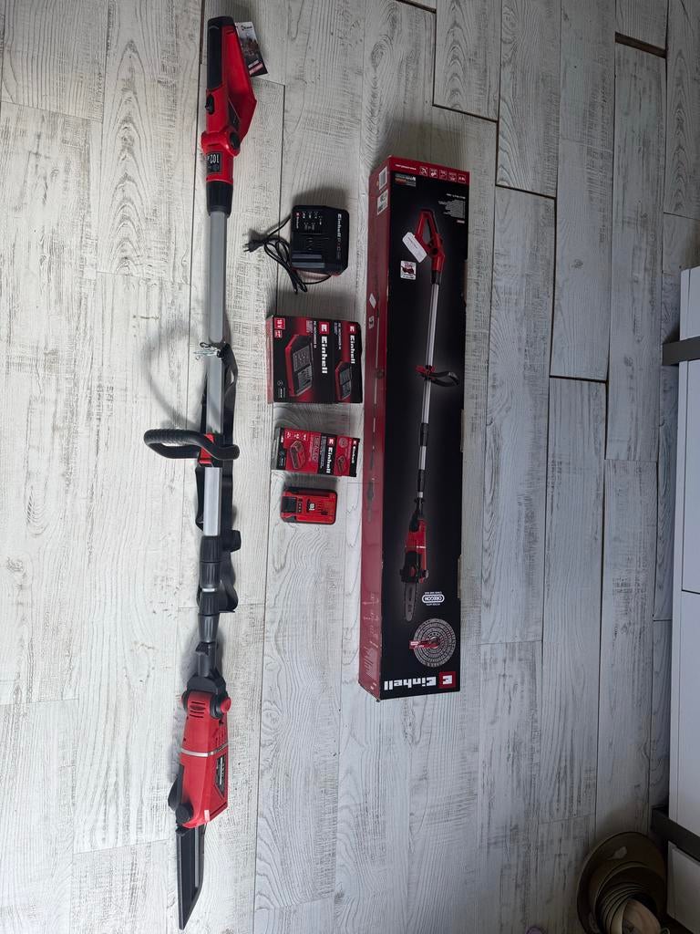 Krachtige Einhell Accu Kettingzaag Set met Accu en Lader, Ophalen, Kettingzaag, Nieuw, 600 tot 1200 watt