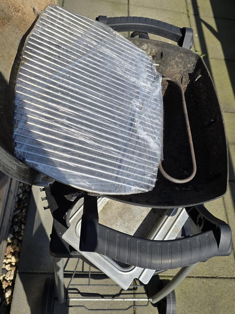 Elektrische weber 140 BBQ, Ophalen, Gebruikt