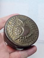 Antiek koperen pillendoosje met een uil koper bakje doosje, Ophalen of Verzenden