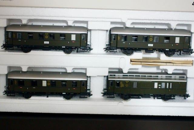 Märklin H0 42353 Die Höllental Bahn Wagen-Set 4 tlg. der DR, Wisselstroom, Ophalen of Verzenden, Märklin, Nieuw