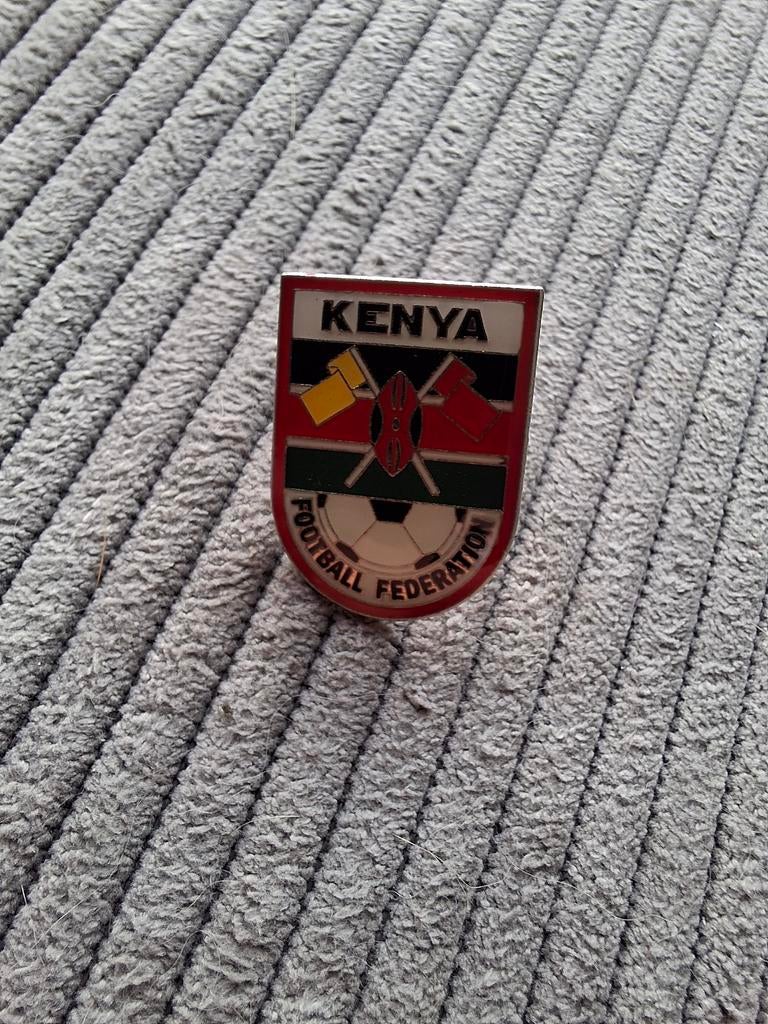 Kenya Football Federation Speldje, Verzamelen, Speldjes, Pins en Buttons, Ophalen of Verzenden, Zo goed als nieuw, Sport