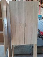 2 dezelfde wasmachine kasten in houtlook, Ophalen, Zo goed als nieuw