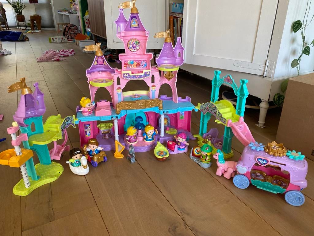 V-tech Magisch Kasteel met koets en extra’s, Kinderen en Baby's, Speelgoed | Vtech, Ophalen of Verzenden, Zo goed als nieuw