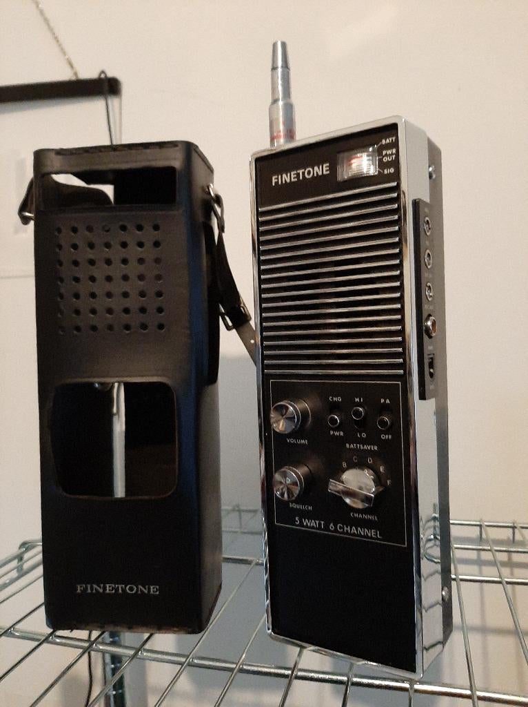 Finetone vintage 27 mc 5 W 6 kanalen portofoon., Telecommunicatie, Ophalen of Verzenden, Gebruikt, 15 km of meer, Portofoon of Walkie-talkie