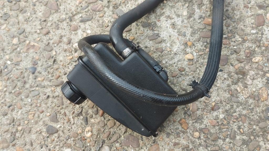 Reservoir vd stuurbekrachtiging Volvo S80 uit 2004, Ophalen of Verzenden