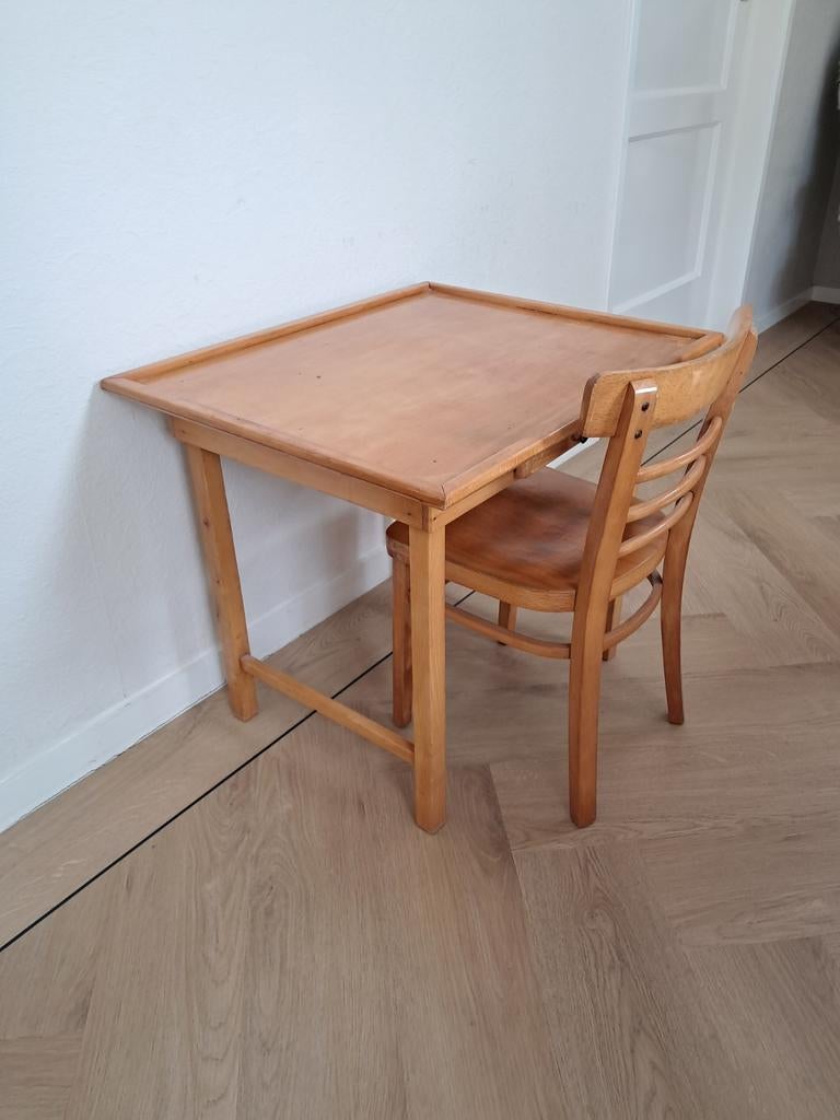 Houten kinder tafeltje met stoeltje, Ophalen, Gebruikt, Tafel(s) en Stoel(en)