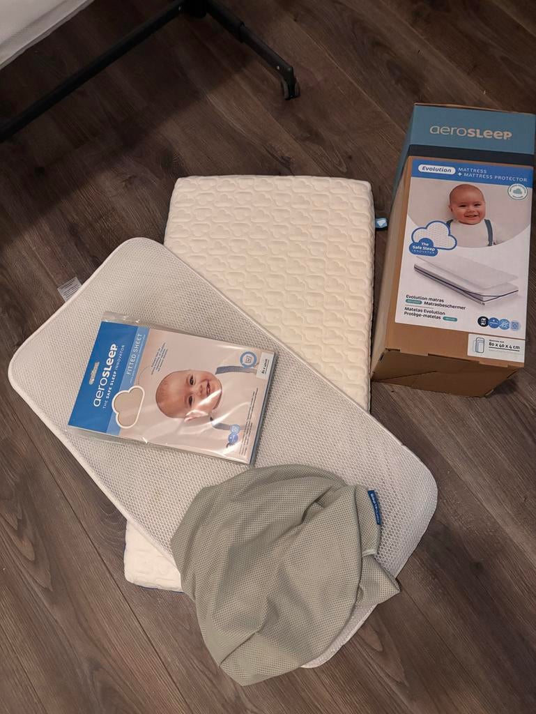 Aerosleep matras 80x40 + 3D beschermer + hoeslakens, Ophalen of Verzenden, Zo goed als nieuw, Ledikant