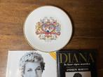 Lady Diana & Charles, herinneringsbord en boeken! 1981, Ophalen of Verzenden, Zo goed als nieuw, Buitenland, Servies