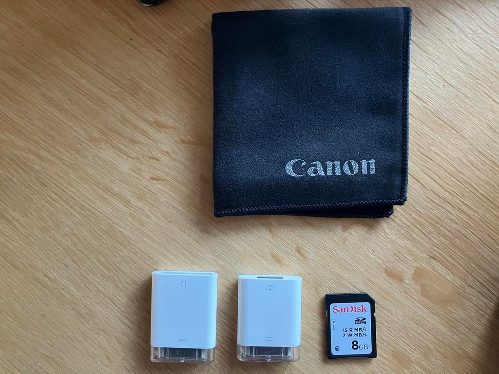 Canon EOS 500D Spiegelreflexcamera met 2 lenzen + accessoire, Ophalen, Gebruikt, Spiegelreflex, Canon