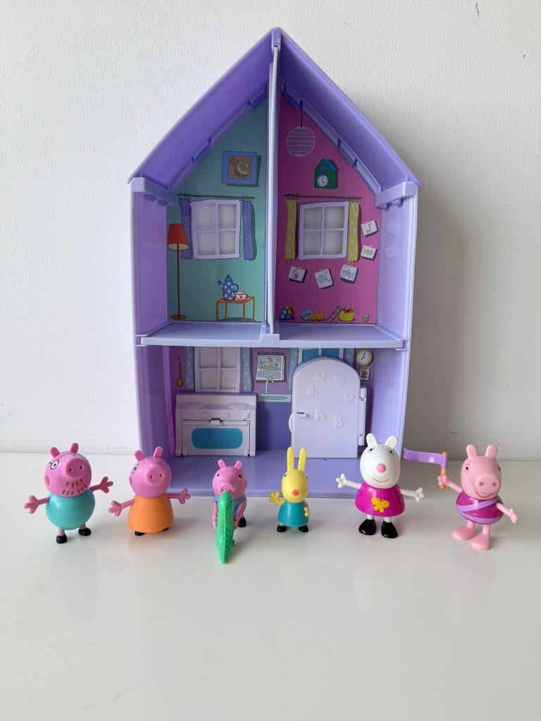 Speelhuis, huis + figuren pappa, mamma, George, Peppa Big, Ophalen of Verzenden, Gebruikt, Poppenhuis
