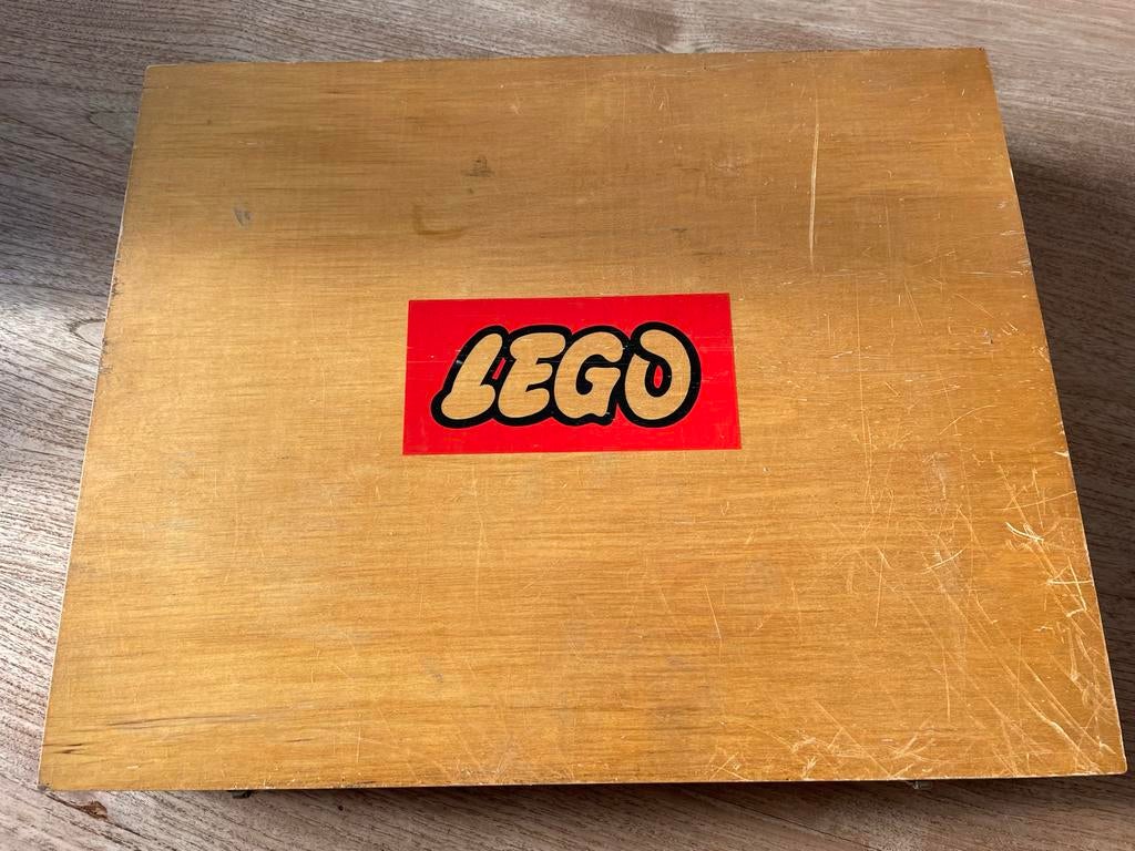 Vintage LEGO in vintage LEGO houten kist zeldzaam!, Kinderen en Baby's, Speelgoed | Duplo en Lego, Lego, Ophalen