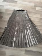 MNG Metallic Plissé Rok Maat S, Ophalen of Verzenden, Zo goed als nieuw, Maat 36 (S), Grijs