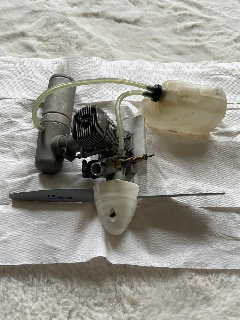 Super Tigre .40 Nitro Motor | Compleet | goede compressie, Ophalen of Verzenden, Gebruikt, Nitro