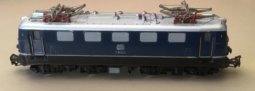 Märklin # 3034 E-Lok DB Br: E41 blauw gegoten, goed € 43,00, Wisselstroom, Gebruikt, Locomotief, Ophalen of Verzenden