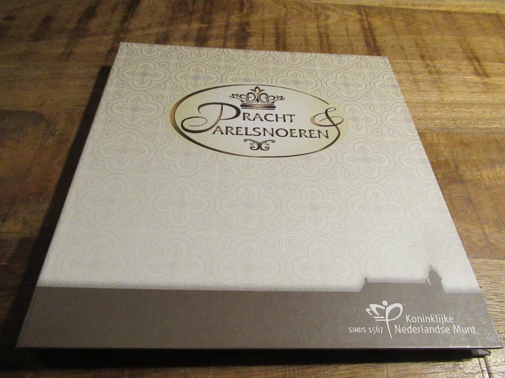 Pracht & Parelsnoeren Vrouwelijke Royals Coincard Collectie, Ophalen of Verzenden, Nederland, Munten