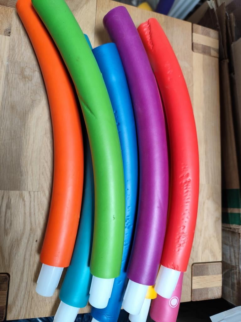 Kleurrijke hoepel voor plezier en fitness, Ophalen, Gebruikt