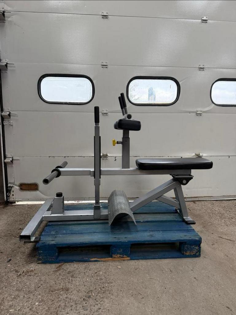 Plate loaded calf raise / 50 mm / calfs / kuiten