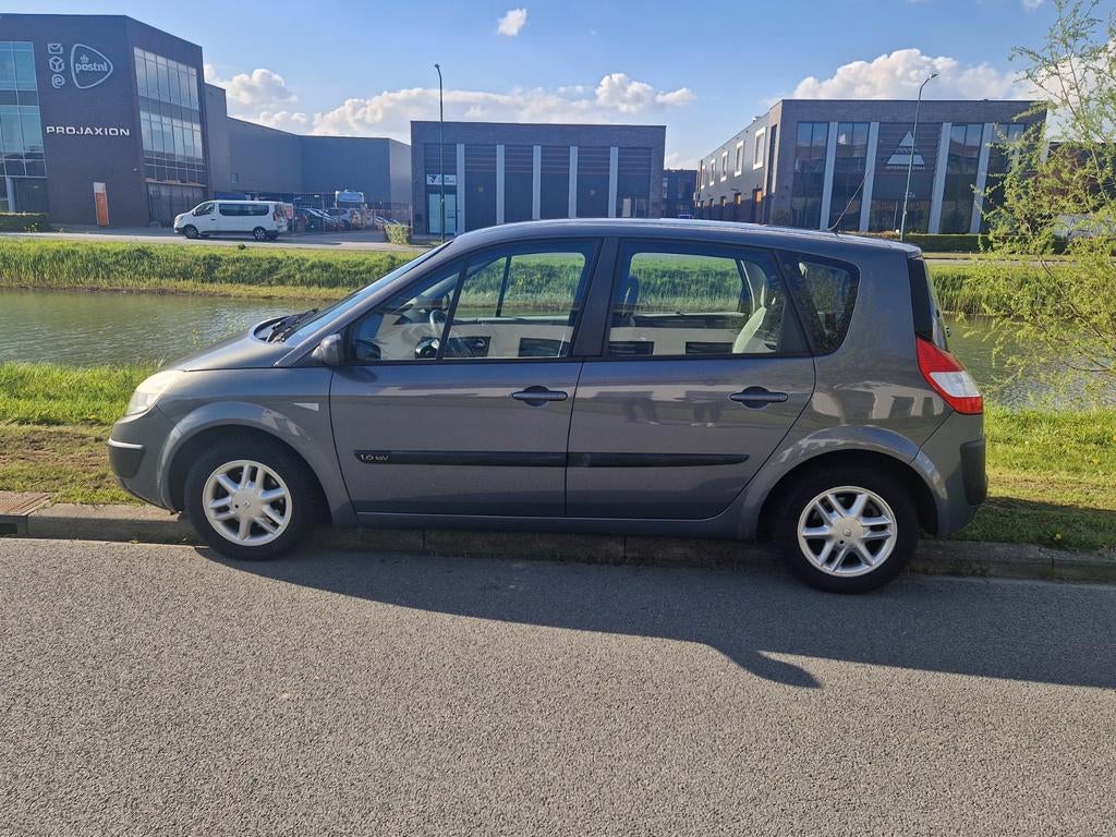 Te koop Renault Scenic 1.6V Benzine, Auto's, Renault, Stof, Beige, 4 cilinders, 1600 cc
