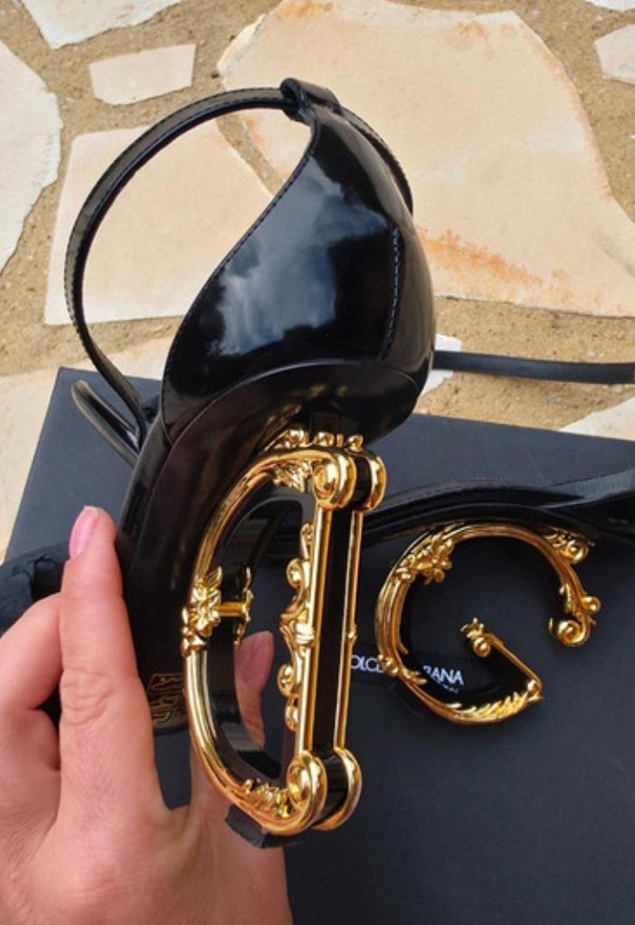 Dolce & Gabanna sandalen maat 37,5, Kleding | Dames, Schoenen, Verzenden