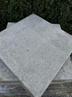 Moet weg! Mooie partij schellevis betontegels, Caravans en Kamperen, Ophalen, Gebruikt