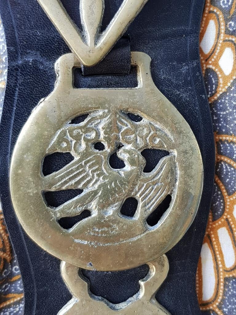 Drie antieke kleppermannetjes uit Engeland aan riem 37,5 cm., Antiek en Kunst, Ophalen of Verzenden
