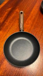 Beaadpan/koekpan Nieuw, Huis en Inrichting, Keuken | Potten en Pannen, Ophalen of Verzenden, Zo goed als nieuw, Gietijzer, Koekenpan of Braadpan