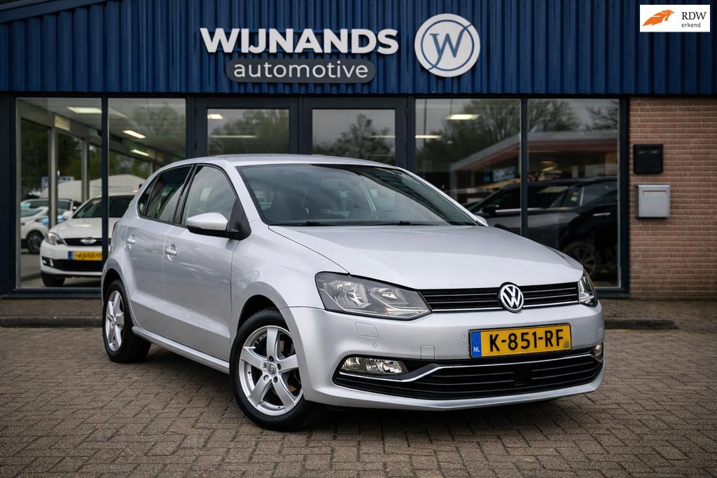 Volkswagen Polo 1.0 TSI Highline R-Line Automaat Scherm Clim, Auto's, Volkswagen, 1063 kg, 40 €/maand, Euro 6, Navigatiesysteem