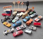 Verzameling speelgoedauto's en verkeersborden, Ophalen of Verzenden