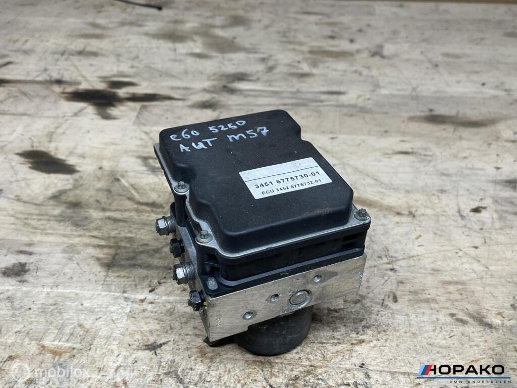 ABS pomp BMW 5 serie E60 E61 | 3451677573001, Auto-onderdelen, Remmen en Aandrijving, Gebruikt, Einsteinlaan 5 rijswijk, Bmw, Ophalen of Verzenden