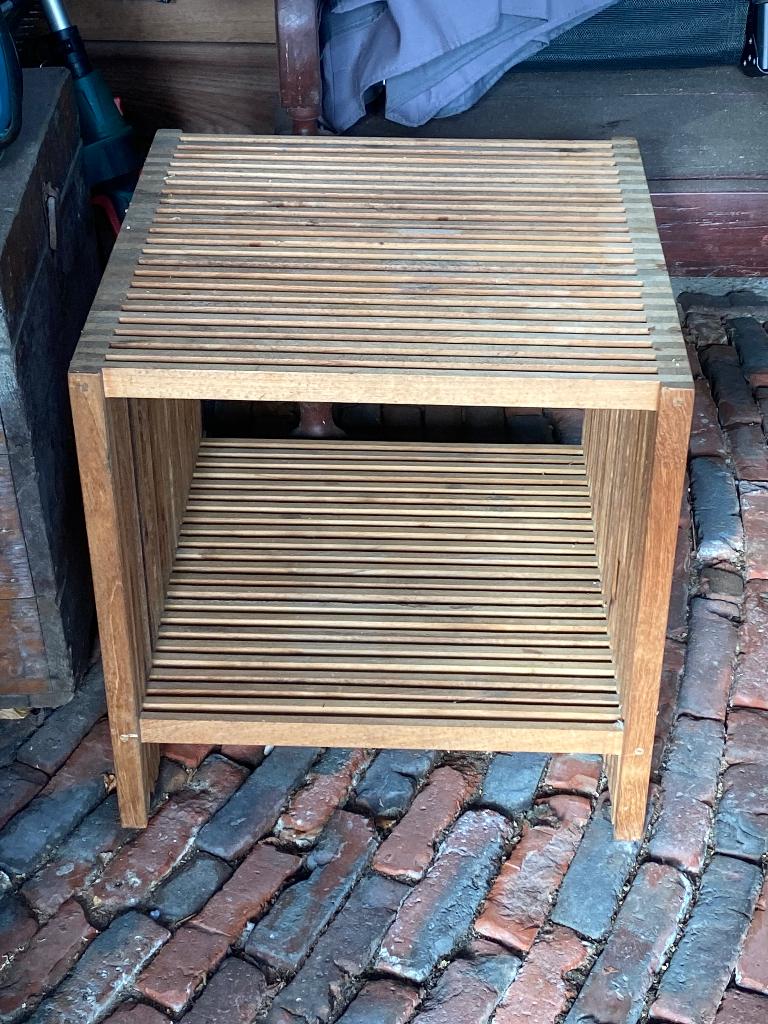 Bijzettafel Teak, Huis en Inrichting, Tafels | Bijzettafels, Minder dan 55 cm, Design, Vierkant, Zo goed als nieuw