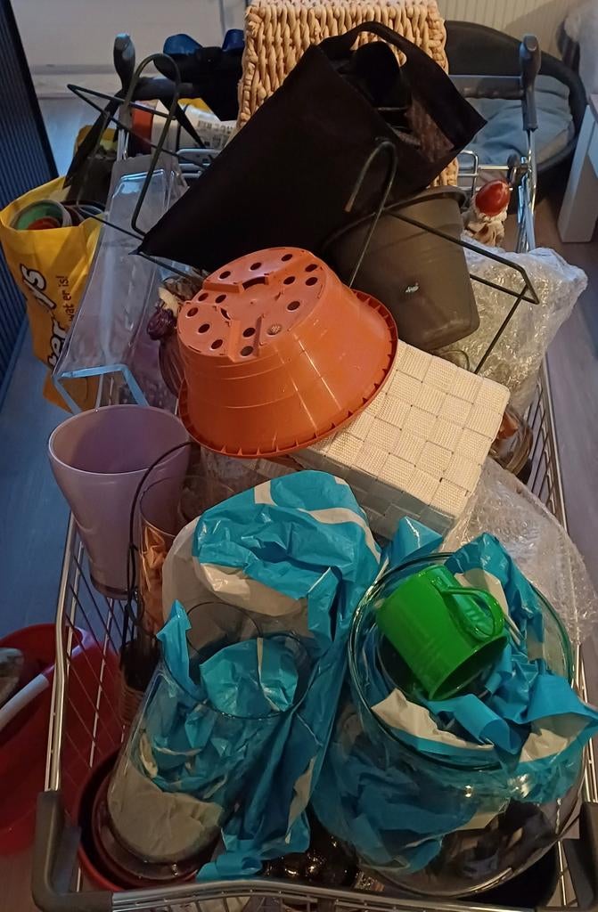 Rommelmarkt  Moet weg, Ophalen