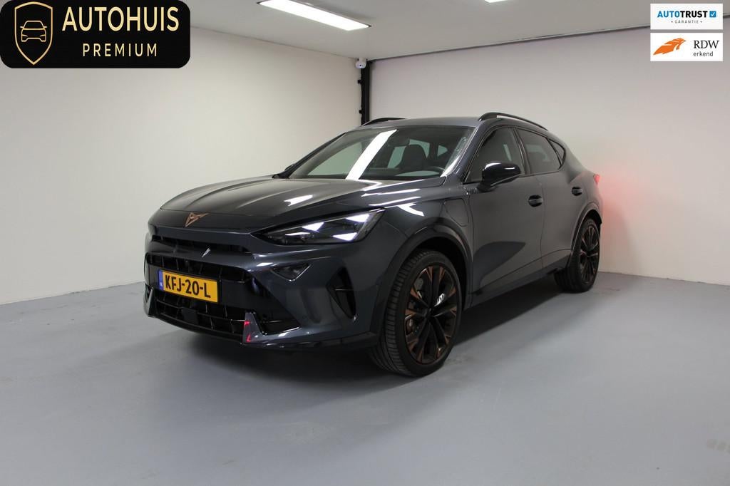 CUPRA Formentor 1.5 TSI e-Hybrid 272PK VZ PANO Schaal Stoel, 4 cilinders, 250 km/l, Plug-in hybride, Grijs