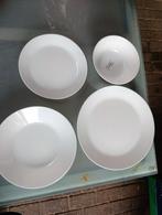 Nieuwe Ikea Oftast borden en kommetjes, Huis en Inrichting, Ophalen, Keramiek, Nieuw, Bord(en)