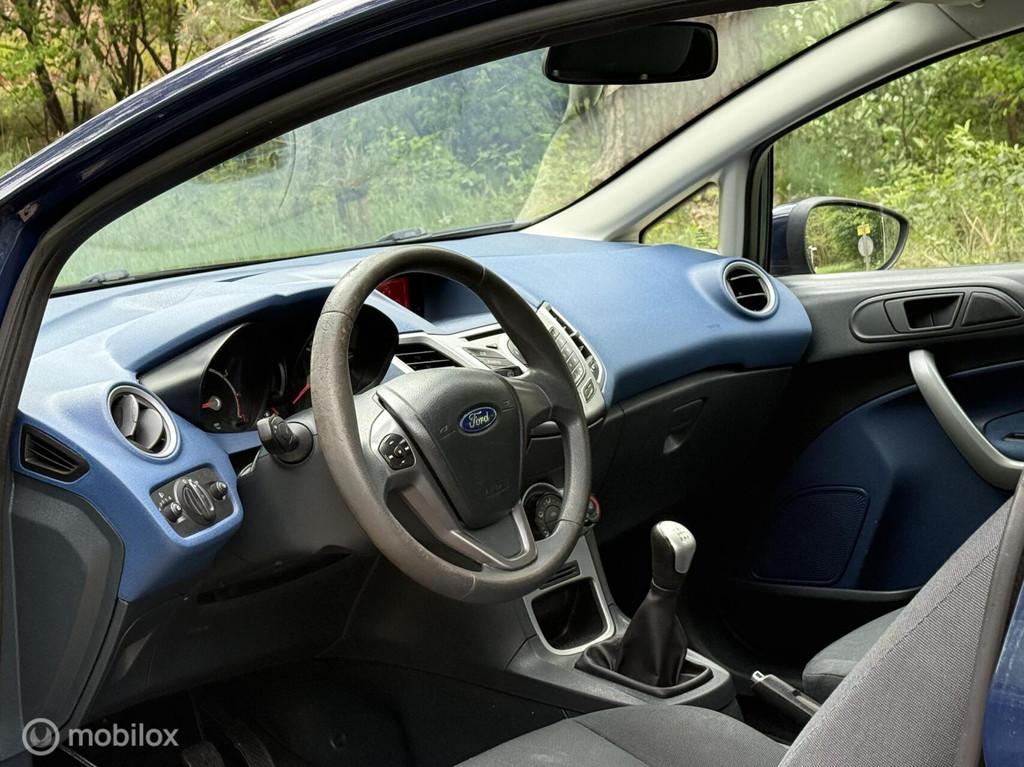 Ford Fiesta 1.25 Limited *Airco*, Voorwielaandrijving, 4 cilinders, Bedrijf, Handgeschakeld
