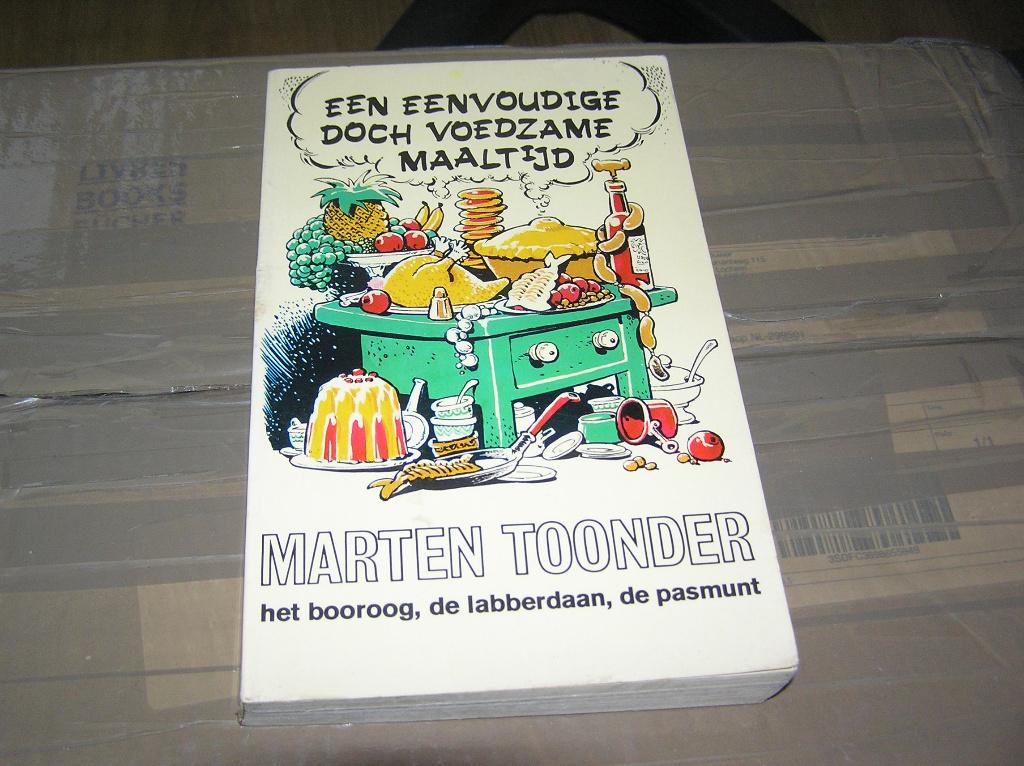 Een Eenvoudige doch Voedzame Maaltijd - Marten Toonder, Boeken, Gelezen, Marten Toonder, Eén stripboek, Ophalen of Verzenden