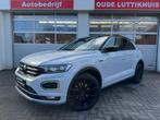Volkswagen T-ROC 1.5TSI 150PK DSG 3X R-Line Virtual Camera F, Auto's, 1254 kg, 4 cilinders, USB, Wit