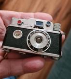 Miniatuur KKW LIGHTER CAMERA met statiefje (blauwe knopjes), Ophalen of Verzenden, 1940 tot 1960, Overige typen