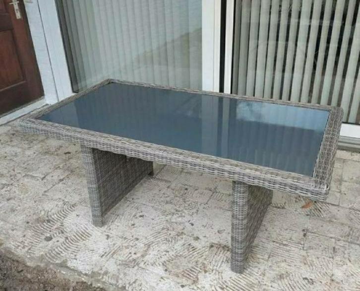 Wicker tuintafel met glasplaat, Tuin en Terras, Tuintafels, Gebruikt, Rechthoekig, Kunststof, Ophalen