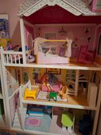 Mooie Poppenkast met Accessoires, Ophalen of Verzenden, Gebruikt, Poppenhuis