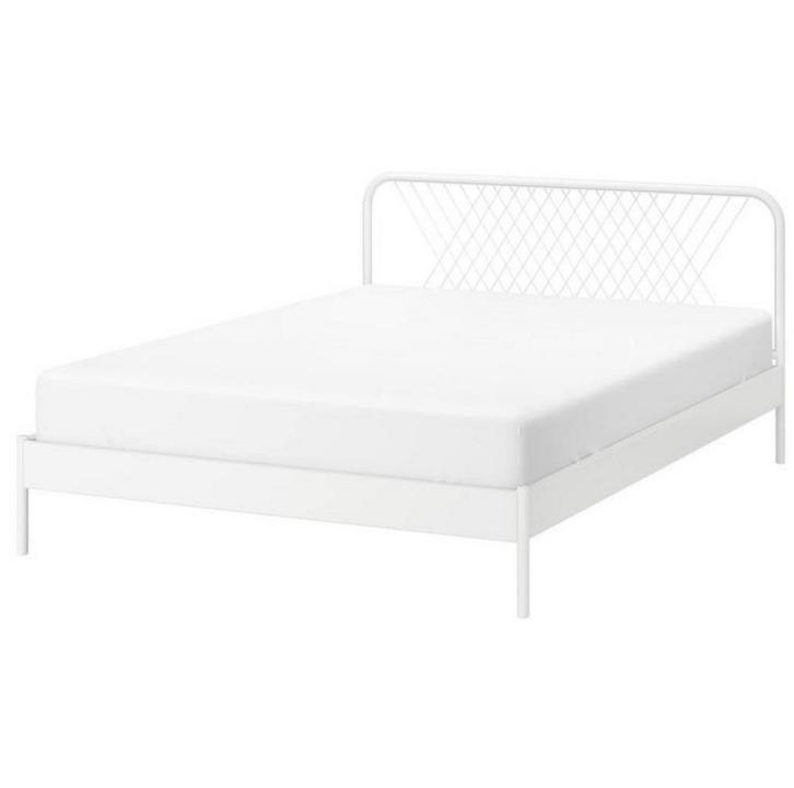 Wit metalen bed 160x200 IKEA, Huis en Inrichting, Slaapkamer | Bedden, Zo goed als nieuw, Tweepersoons, 160 cm, Metaal, Wit, Ophalen