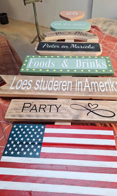 Wegwijzers bruiloft Huwelijk Trouwen feestjes verloving, Huis en Inrichting, Woonaccessoires | Overige, Ophalen of Verzenden